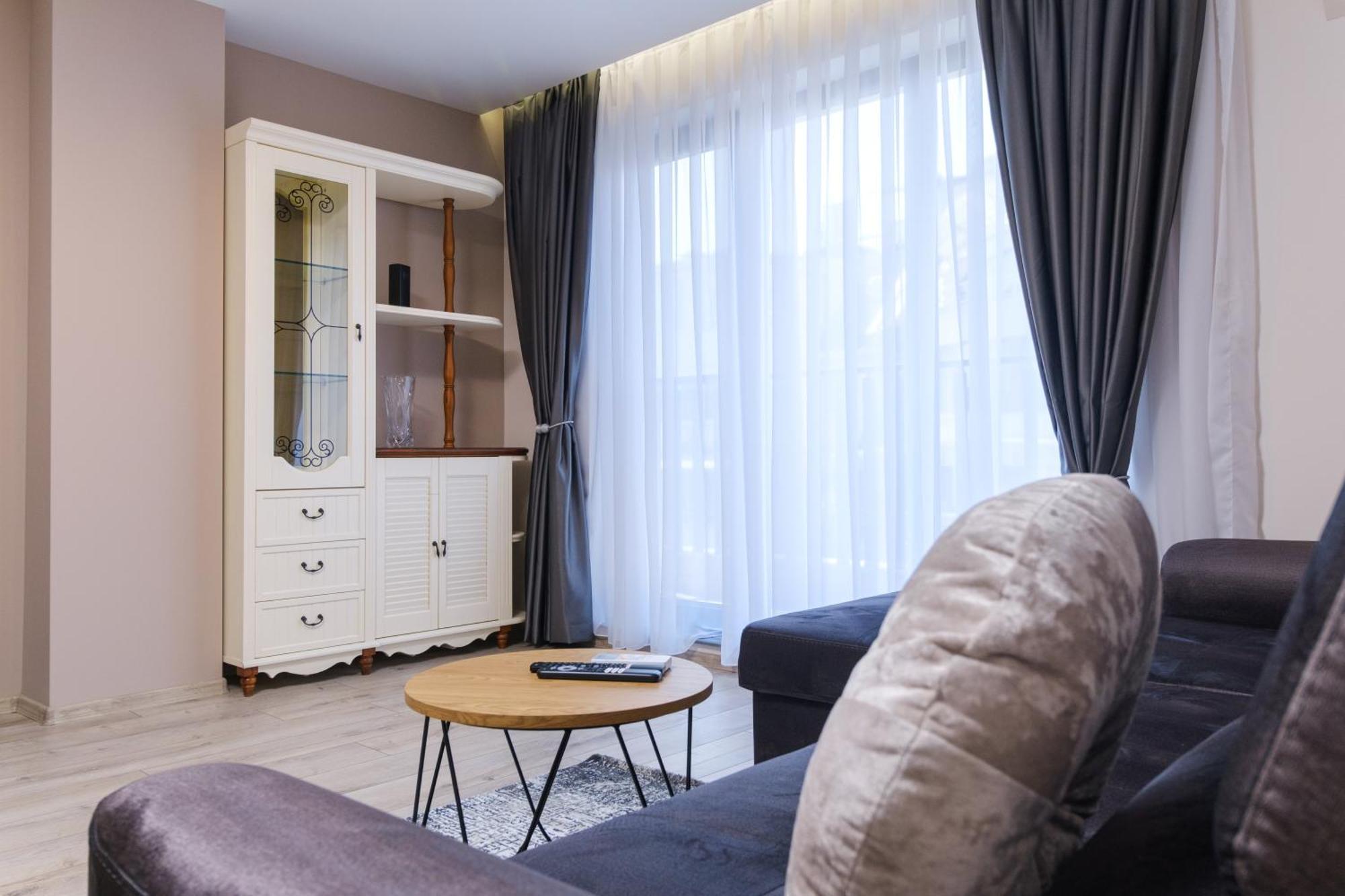 Ldv 13 Apartments Free Private Parking Plovdiv Extérieur photo